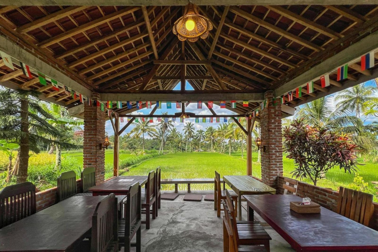 טטבאטו Tereng Wilis Bungalows מראה חיצוני תמונה